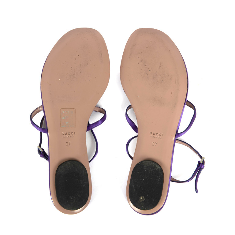Gucci Purple Satin GG Sparkling Thong Flat Sandals, Size 37 - LabelCentric